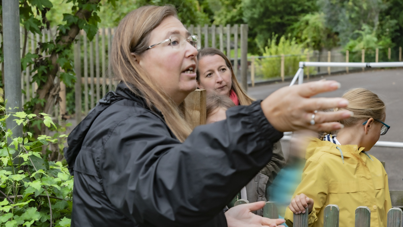 Meet Gardening Teacher ‘Tia’ Perrella, who works on the Edible Gardens projects at Primary Schools: